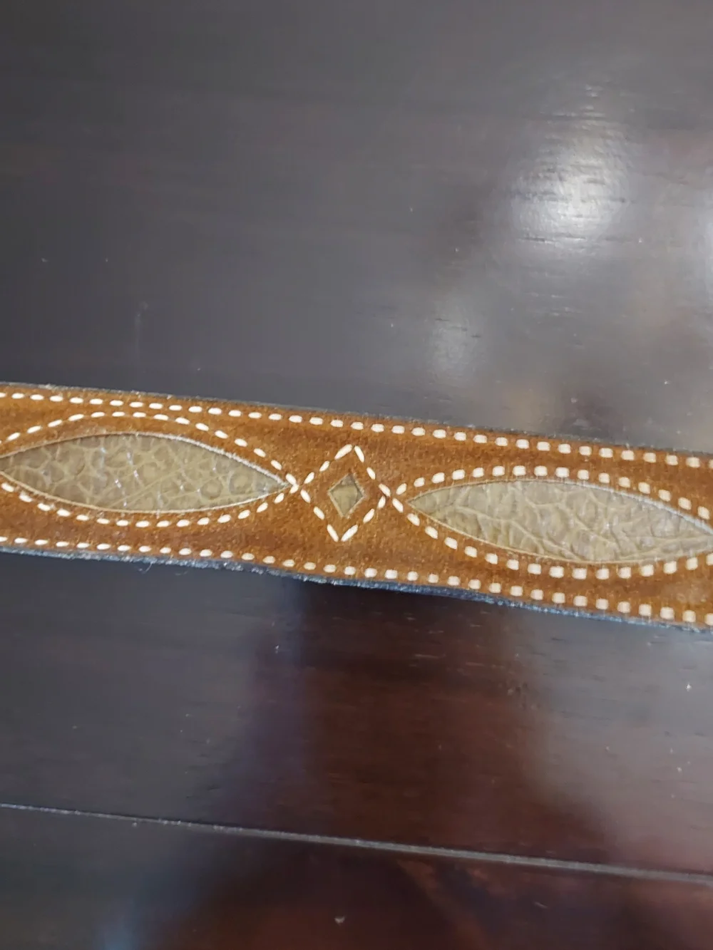 Unisex Two-Tone Brown Western Leather Belt with Textured Panels. SZ. 32